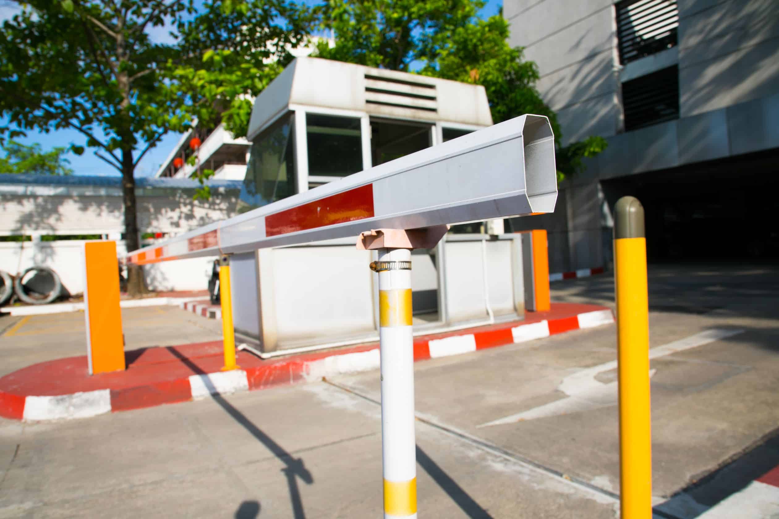 The ultimate guide to parking lot control systems for offices